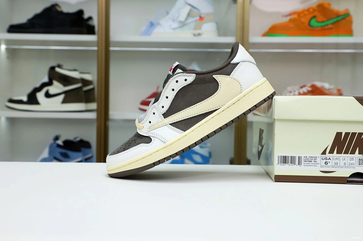 TRAVIS MOCHA OG REVERSE JORDAN SCOTT LOW AIR 1 X 0921